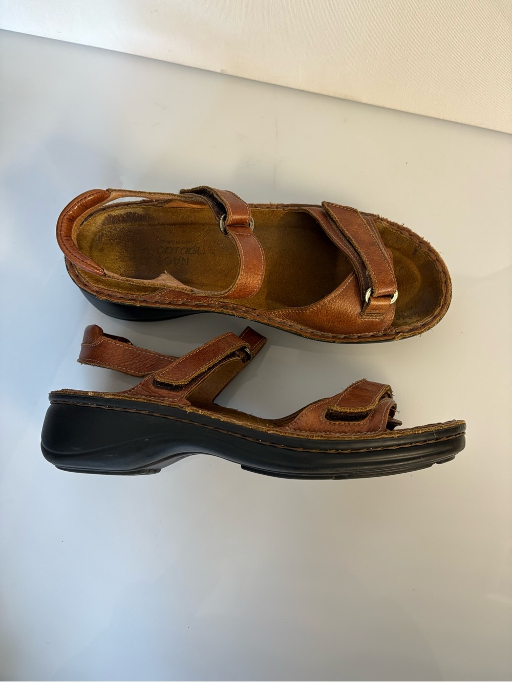 Naot Women's Brown Leather Adjustable Strap Sandals